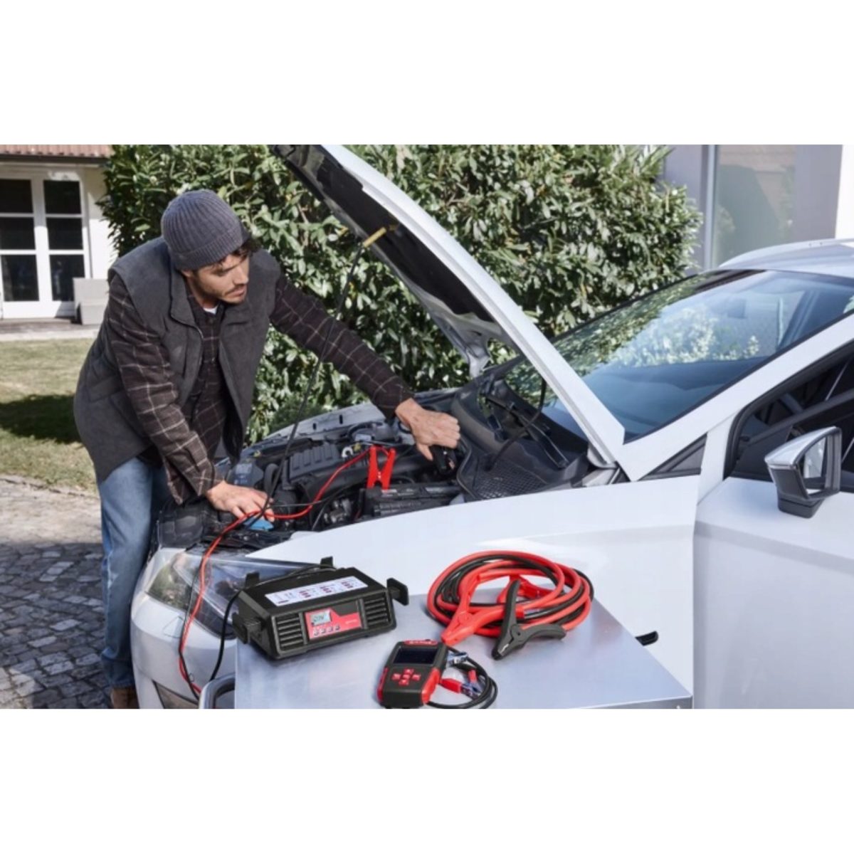 Ultimate Speed ULG 17 B2 Caricabatterie 12V Display LCD Avviamento 75A - immagine 5
