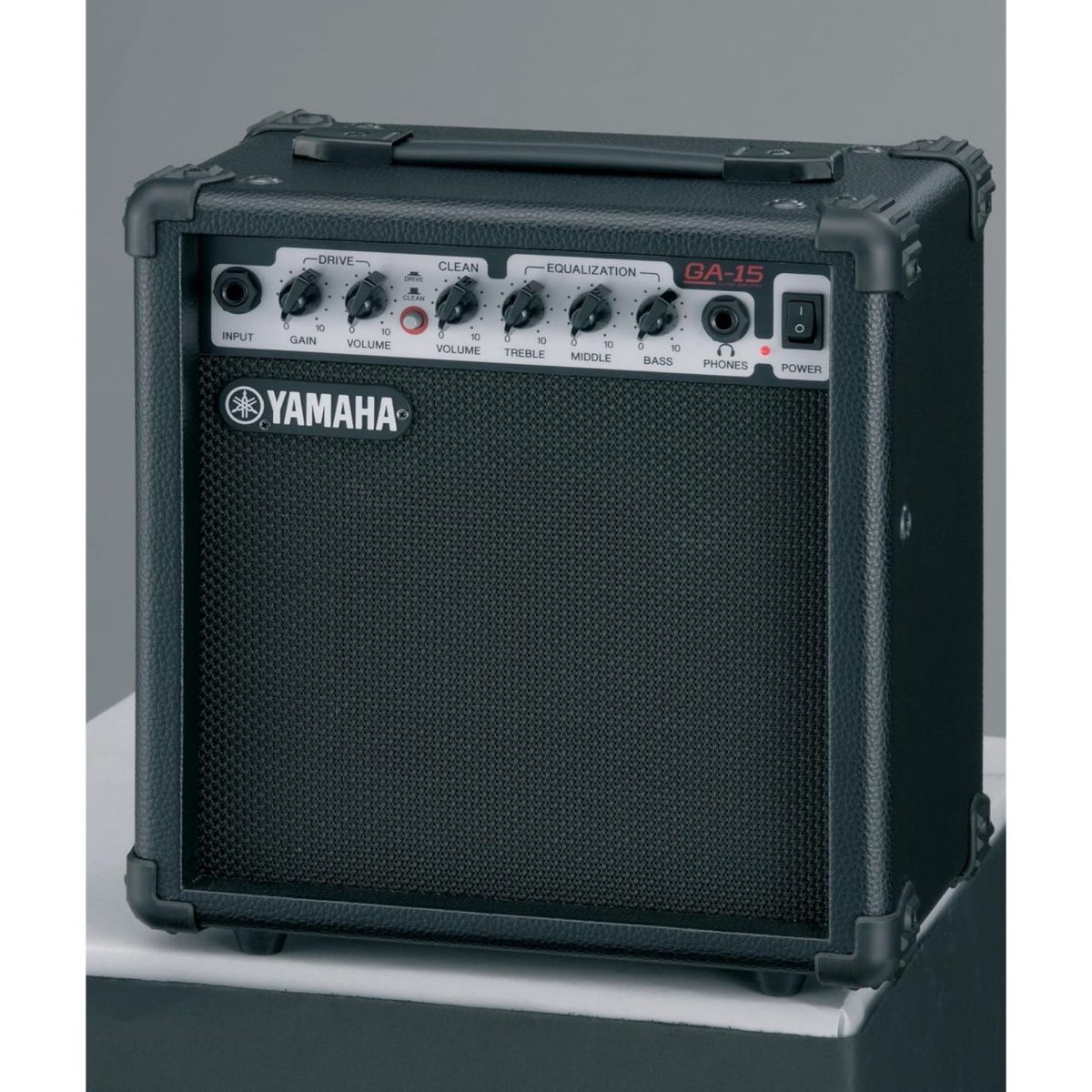 Yamaha GA 15 Amplificatore Combo per Chitarra 15W Canale Drive e Clean - immagine 2