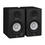 Yamaha HS3 Black monitor studio 3.5 pollici vista frontale a tre quarti con manopola volume