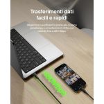 Belkin BoostCharge cavo USB-C 240W collegato a MacBook e iPhone per trasferimento dati fino a 480 Mbps