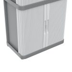 Terry Rolling Space Modular 2, dettaglio base con maniglie delle ante a saracinesca e piedini regolabili