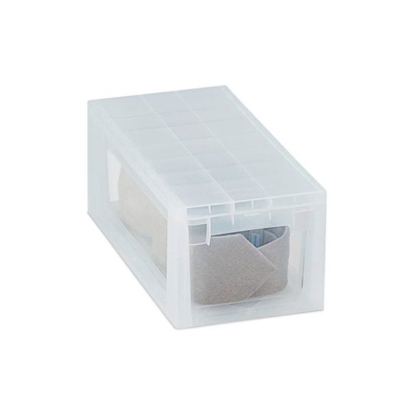 Cassetto multiuso Terry Light S 7 litri trasparente con maglione riposto, vista laterale con cassetto aperto