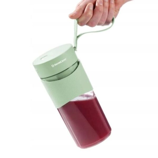 Frullatore portatile Silvercrest SSMA 67 verde con smoothie, tenuto per il laccetto da polso