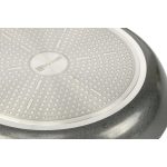 Padella Aeternum Trudi Revolution 26cm dettaglio fondo antiaderente per induzione con logo inciso