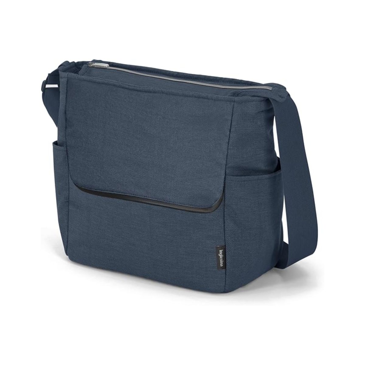 Inglesina Aptica Day Bag Resort Blue con logo del marchio, tasca frontale con patta e profilo in ecopelle