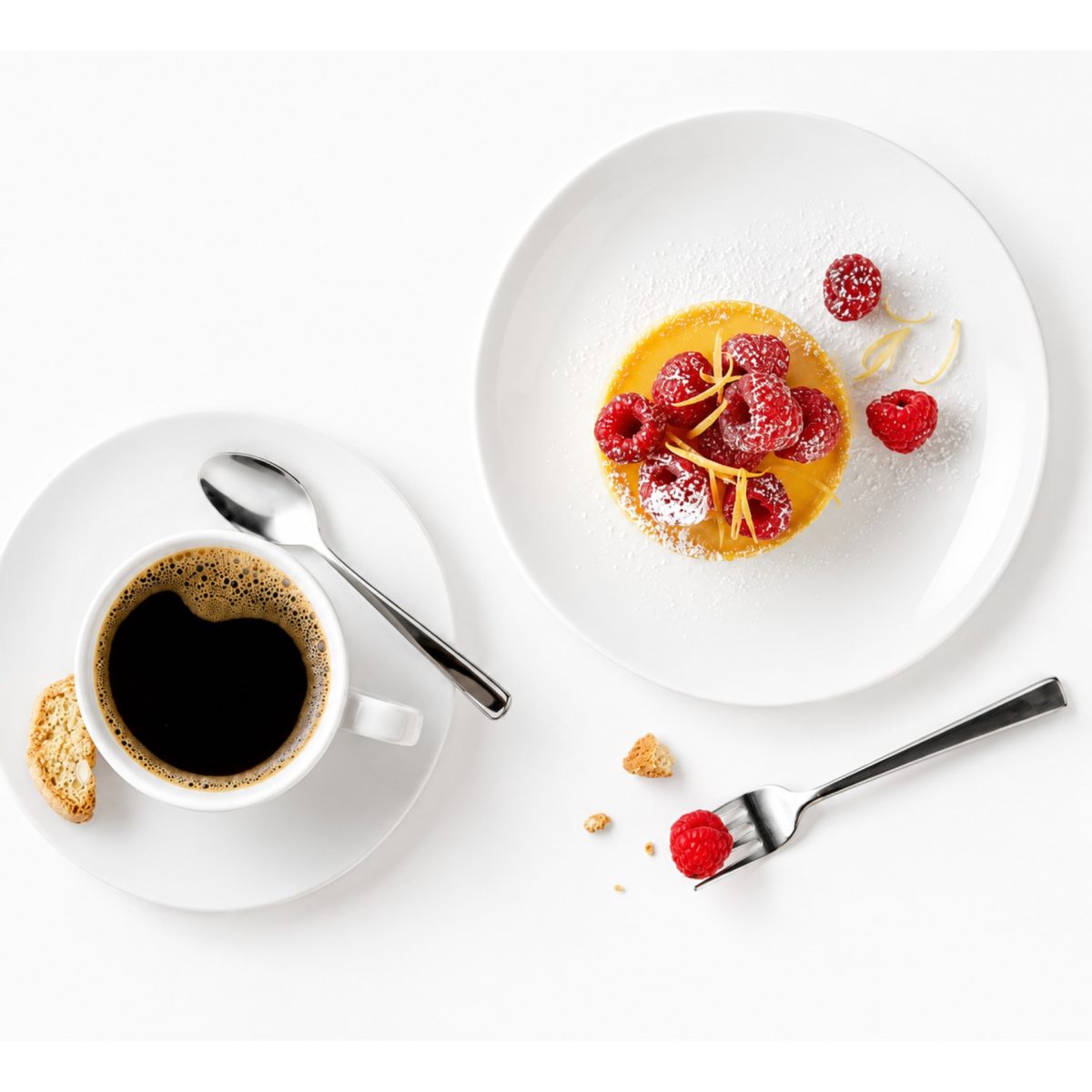Ernesto servizio caffè 18 pezzi porcellana bianca in uso con caffè, dolce e piattino da dessert