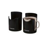 Porta bicchieri magnetici Parkside neri, uno vuoto e uno con tazza di caffè inserita