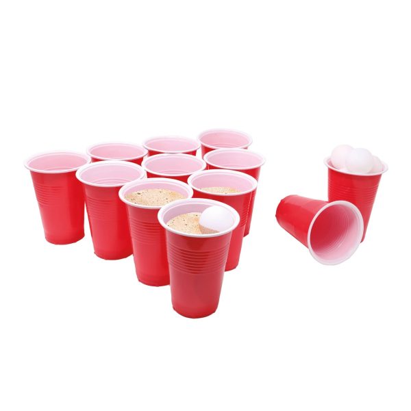 Set beer pong 12 bicchieri rossi e 4 palline, disposizione triangolare per gioco da festa