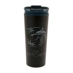 Tazza da viaggio The Witcher in metallo 450ml, vista frontale con logo lupo e scritta The Witcher