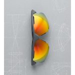 Crivit Occhiali Sportivi UV400 vista laterale con dettaglio lenti a specchio arancio